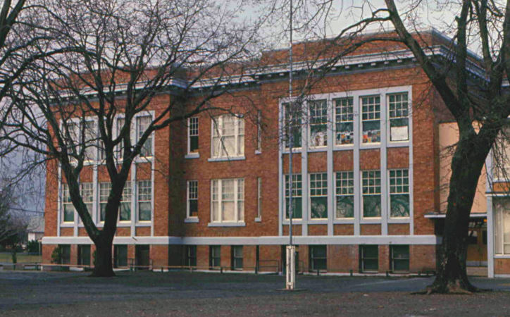 Oaklands Elementary school