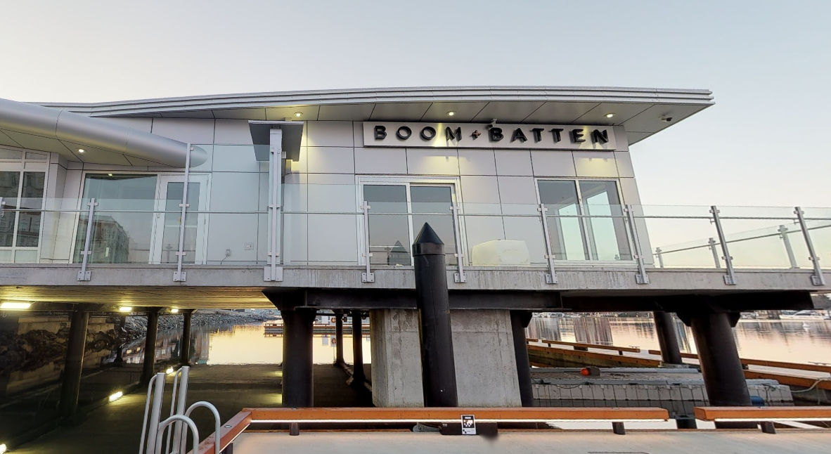 Boom + Batten restaurant