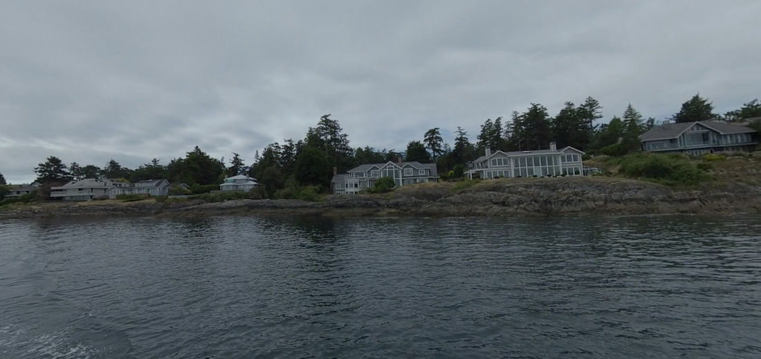 waterfront homes in Ten Mile Point